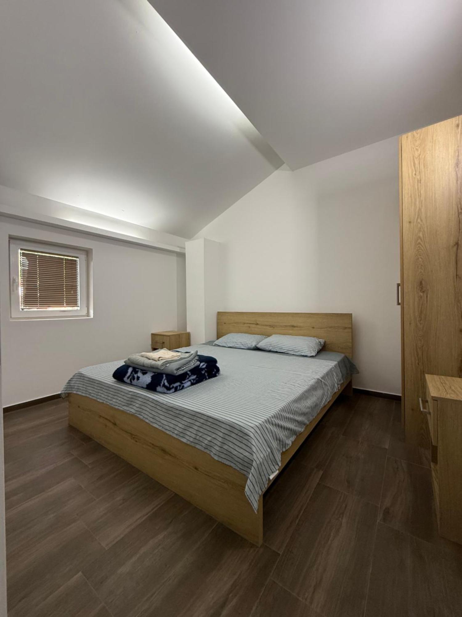 Restaurant & Apartments Lipa Pestani Ngoại thất bức ảnh