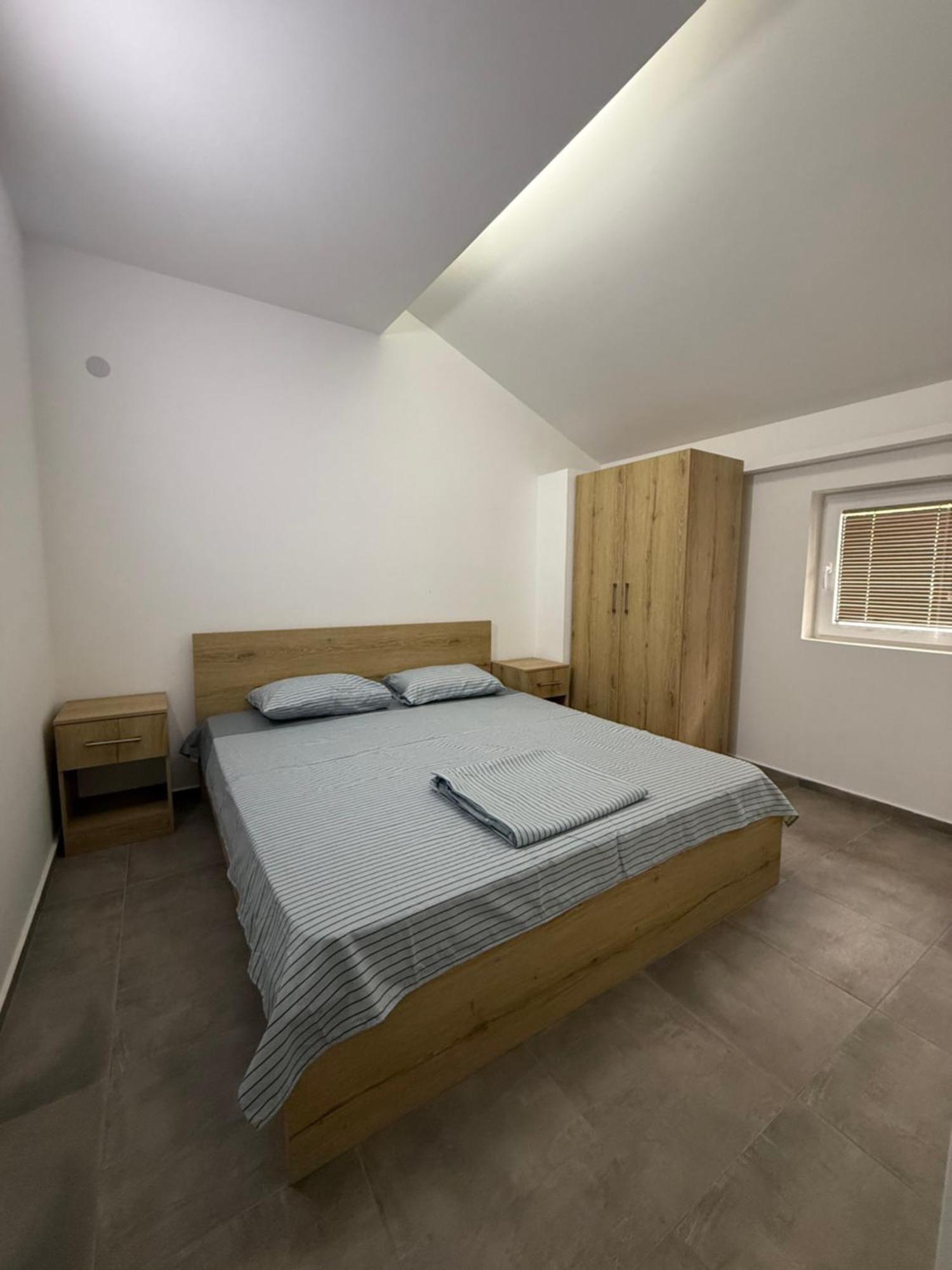 Restaurant & Apartments Lipa Pestani Ngoại thất bức ảnh